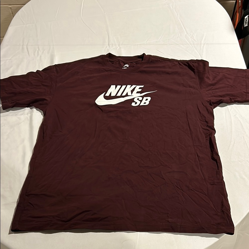 Nike SB Men's Burgundy T-Shirt